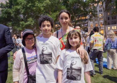 Chiara, Noah And Polina Gorodesky And Lita Flohimon Large
